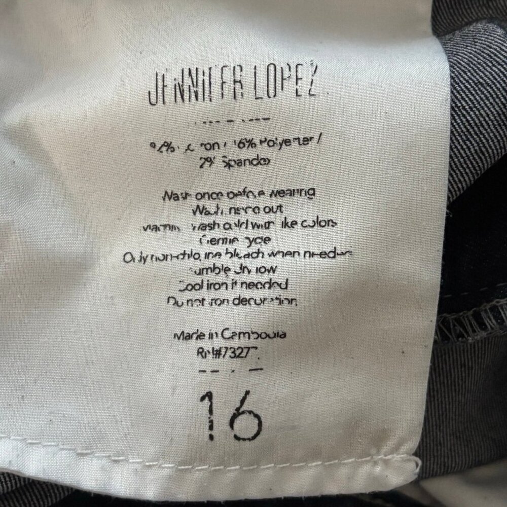 Jennifer Lopez Denim Shorts Size 16 - Picture 7 of 7